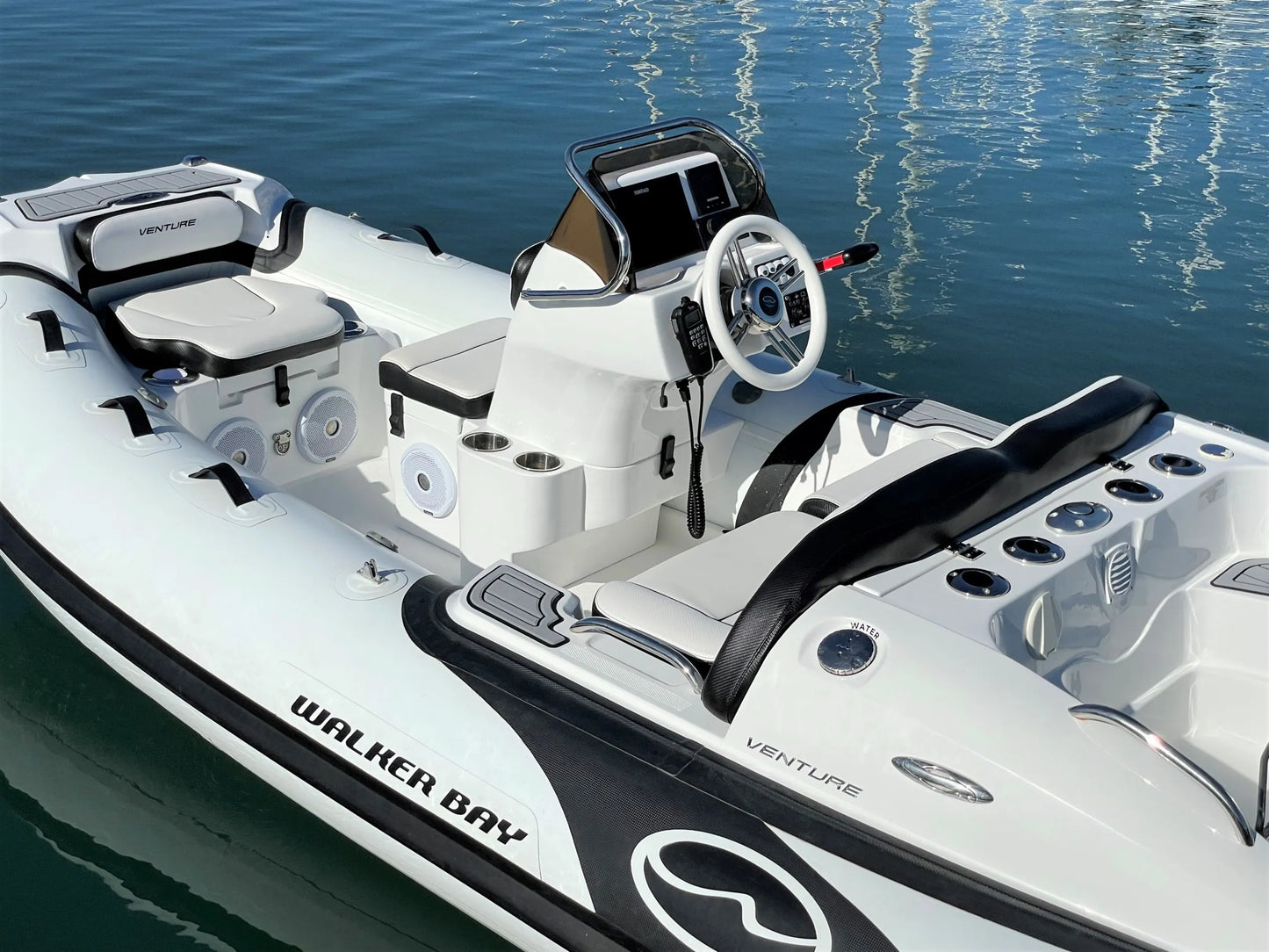 Walker Bay Venture 13